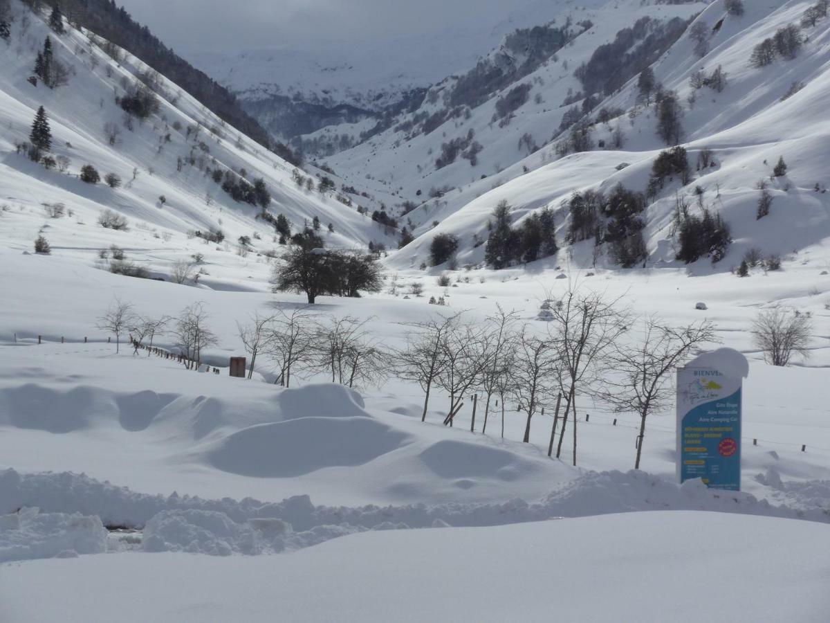 Gite De Montagne Du Plateau De Lhers- Accueil Randonneurs Accous Екстериор снимка