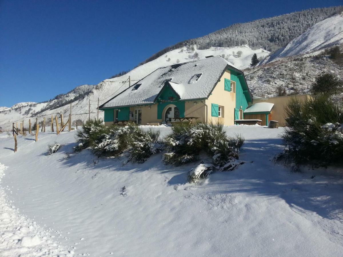Gite De Montagne Du Plateau De Lhers- Accueil Randonneurs Accous Екстериор снимка
