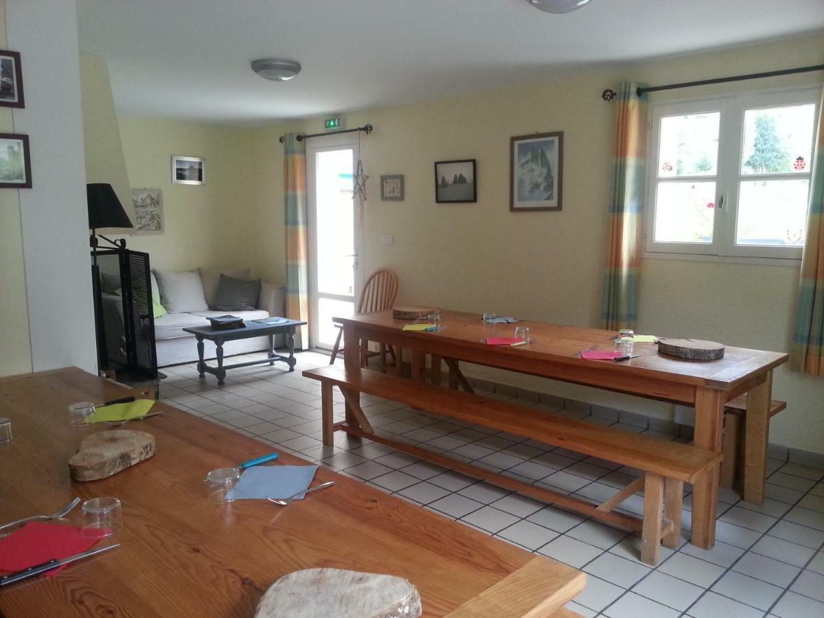Gite De Montagne Du Plateau De Lhers- Accueil Randonneurs Accous Екстериор снимка